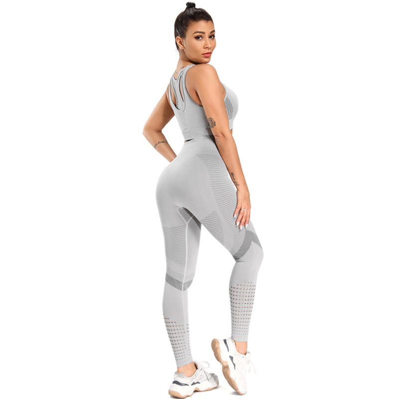 42110-jjv7fz.jpg Ensemble de sport de 2 pièces – Image 2