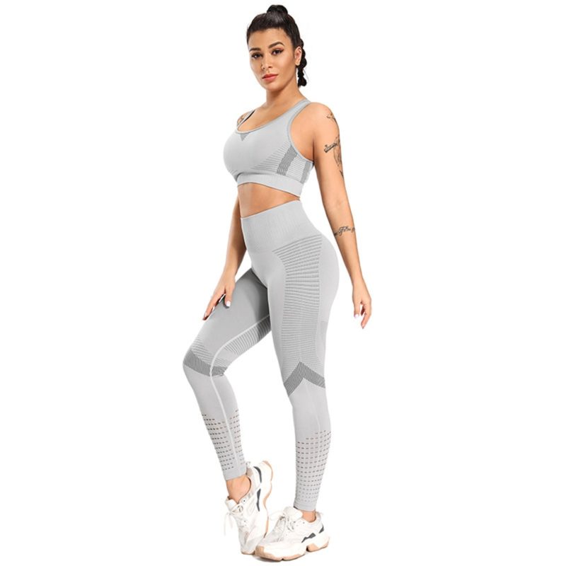 Ensemble de sport de 2 pièces – Image 1
