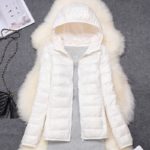 Doudoune matelassée ultralégère en duvet de canard pour femme, à capuche – Image 2