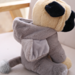 Peluche chien Carlin mignon en pyjama, 20 cm – Image 4