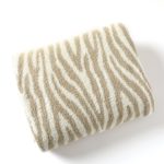 Couverture tricotée à rayures zébrées, douce et confortable, 130x170 cm – Image 6