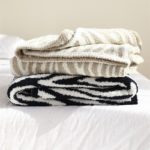 Couverture tricotée à rayures zébrées, douce et confortable, 130x170 cm – Image 5