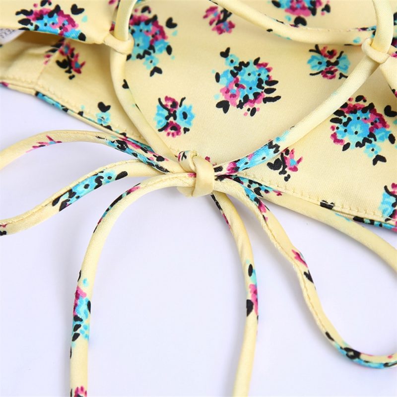 Ensemble haut court à bretelles, dos nu, à lacets et jupe texturée en satin de soie – Image 6