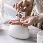 Ensemble d’accessoires de salle de bains en céramique blanc, 6 pièces – Image 6