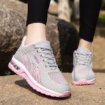 Chaussures de course en maille respirantes, légère à coussin d'air, baskets d'entraînement à lacets – Image 2