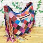 Sac à bandoulière en cuir, Patchwork, pompon, multicolore – Image 4