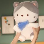 Peluche Chat avec poisson, doux et mignon, kawaii, de 25 à 60 cm – Image 2
