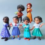 Lot de 6 figurines, dessin animé, famille Madrigal, Disney, 10.5 cm – Image 5