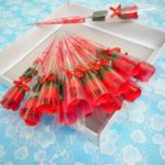 Lot de 10 bouquets de roses artificielles à tige unique, couleurs vives, 38 cm – Image 5