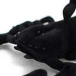 Peluche de scorpion Pandinus noir, réaliste et doux, 40 cm – Image 5