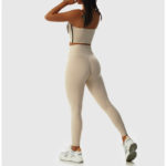 Ensemble de fitness 2 pièces, top et legging, vêtements d'entraînement, anti boulochage, anti-rétrécissement et respirant – Image 11