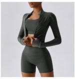 Ensemble de fitness 3 pièces, veste, top, short taille haute, sans couture, anti boulochage, anti-rétrécissement et respirant – Image 5