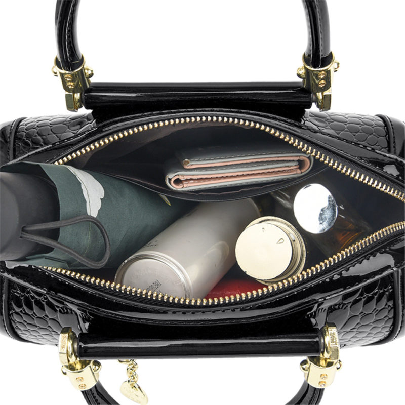 Sac à main et bandoulière en cuir verni, à motif de style crocodile – Image 8