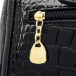 Sac à main et bandoulière en cuir verni, à motif de style crocodile – Image 11