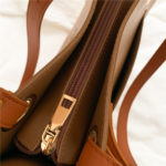 Sac à main et bandoulière en cuir, fourre-tout de styliste, à poignée supérieure – Image 7