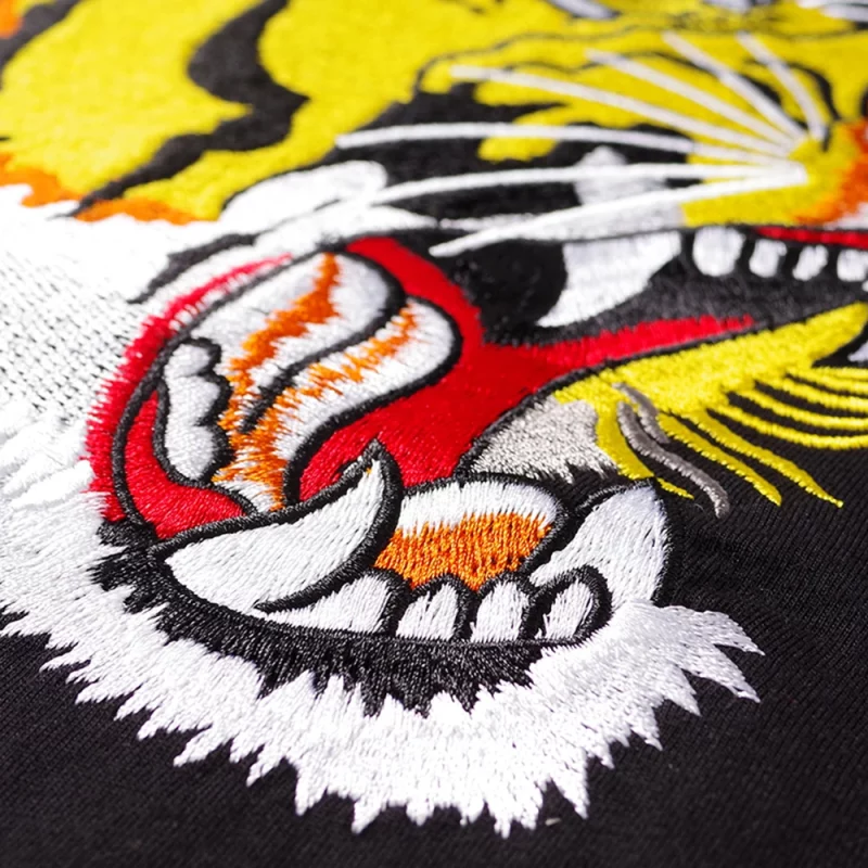 T-Shirt en coton brodé, L'Aveugle Par Amour, Tigre, manches courtes, col rond – Image 5