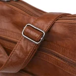 Sac à bandoulière en cuir, de grande capacité, style vintage, décontracté et pratique – Image 11