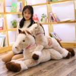 Peluche géante cheval réaliste, oreiller décoratif pour chambre et intérieur, de 56 à 120 cm – Image 4