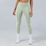 Legging Statement scrunch taille en V, effet galbant, tissu doux, plusieurs coloris – Image 2